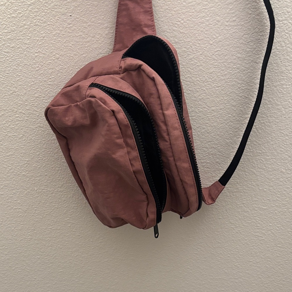 Baggu Dusty Rose Crossbody Sling Bag